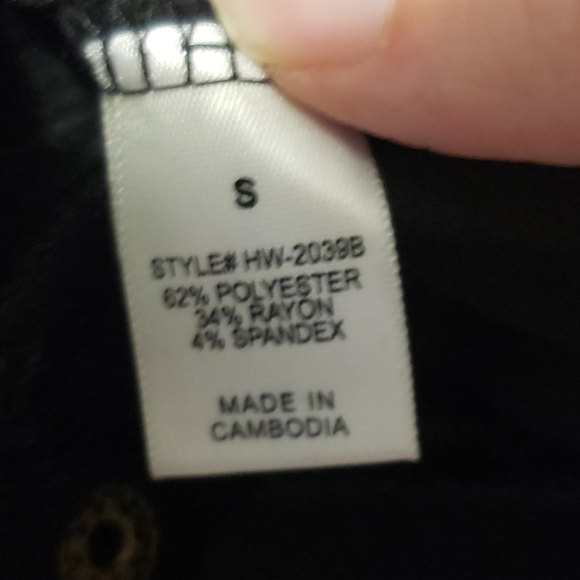 1 M Left💕New boutique snap cardigan - Picture 9 of 10